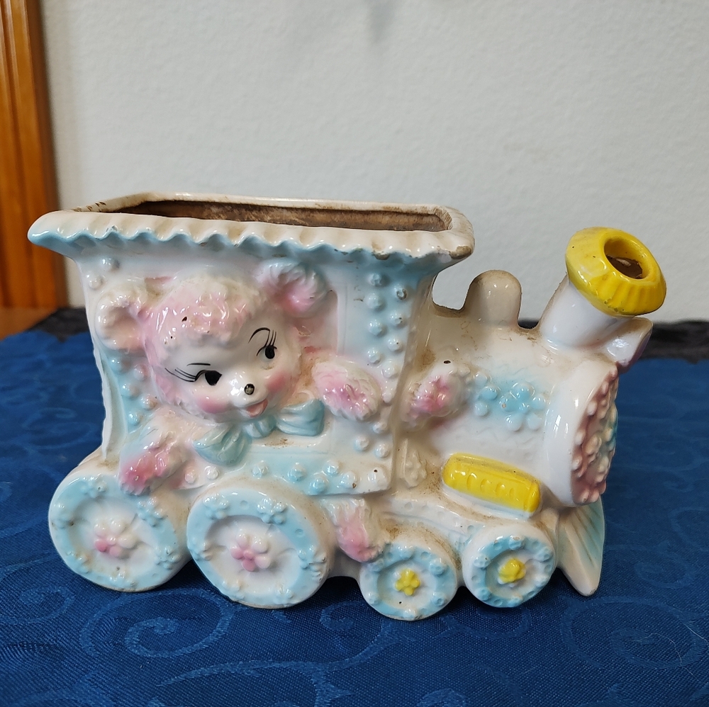 Baby Bear Train Planter